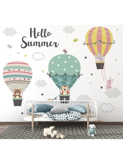 Papel de colgadura infantil de globos aerostáticos con animalitos y frase HELLO SUMMER